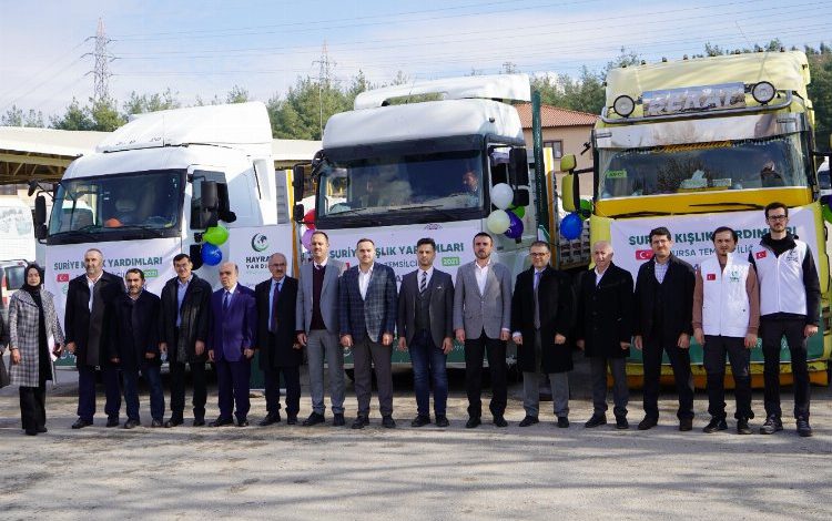 Bursa Kestel’den Suriye’ye yardım tırları uğurlandı Bursa Kestel’den Suriye’ye yardım tırları uğurlandı