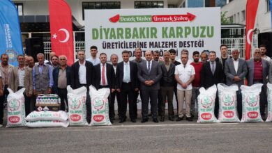 Karpuz üreticilerine malzeme desteği