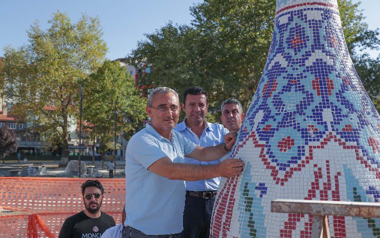 Kütahya’da 51 yıllık vazonun kaplaması tamamlandı Kütahya’da 51 yıllık vazonun kaplaması tamamlandı
