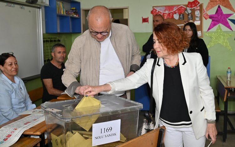 Başkan Ergün oyunu ailesiyle kullandı