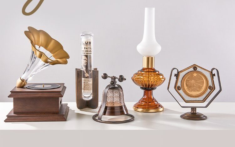 Şişecam’dan 2023 adet üretilen ‘gururla’ koleksiyon