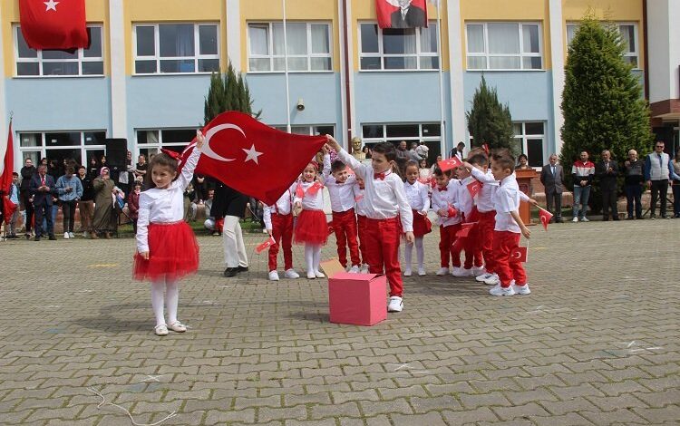 Sakarya Ferizli’de 23 Nisan coşkusu
