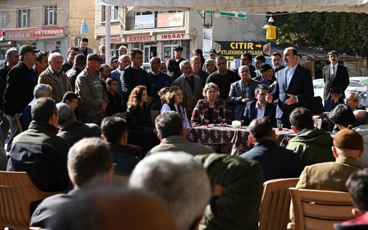 Konya’da Başkan Altay Ladik sakinleriyle buluştu Konya’da Başkan Altay Ladik sakinleriyle buluştu