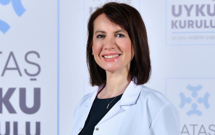 Mevsim geçişlerinde ‘uyku’ya dikkat! Mevsim geçişlerinde ‘uyku’ya dikkat!