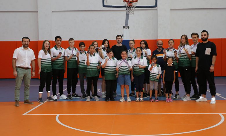 Manisalı karateciler Denizli’de madalyaları topladı Manisalı karateciler Denizli’de madalyaları topladı