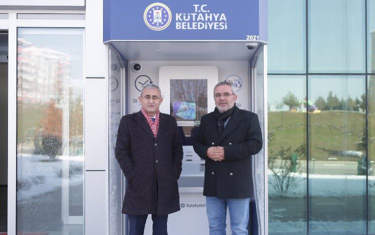 Kütahya’ya yenilenen kiosk ve âtıl alandan parka dönüşüm Kütahya’ya yenilenen kiosk ve âtıl alandan parka dönüşüm