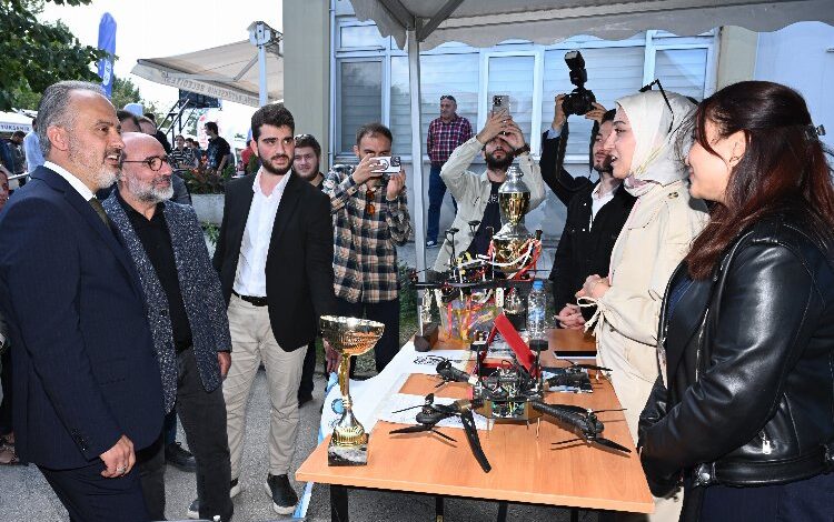 Bursa’da üniversitelilere ‘hoş geldin’ şöleni