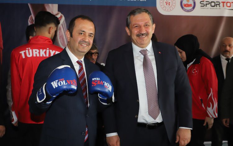 Kick Boks Büyükler Profesyonel Türkiye Şampiyonları; Spor Kenti Kocaeli’nde çıkacak