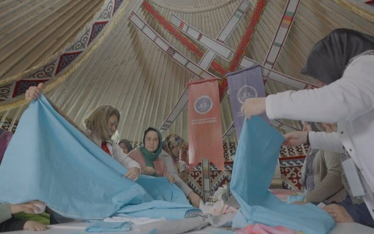 Depremzedeler HEM ile üretiyor