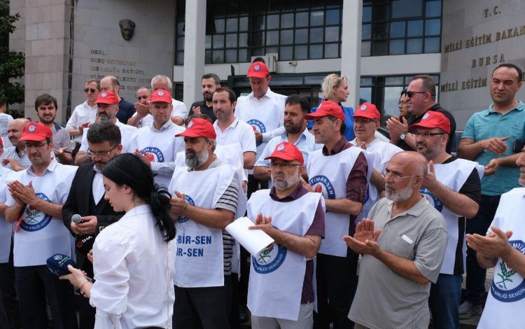 Eğitim Bir Sen Bursa: Müdürlerinin mağduriyeti giderilmelidir Eğitim Bir Sen Bursa: Müdürlerinin mağduriyeti giderilmelidir