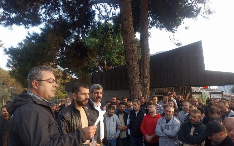 Bursa’da metal işçilerinden tepkili eylem Bursa’da metal işçilerinden tepkili eylem