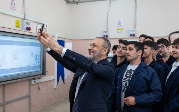 Öğrenciler önce sınıfta sonra sahada eğitim alacak Öğrenciler önce sınıfta sonra sahada eğitim alacak