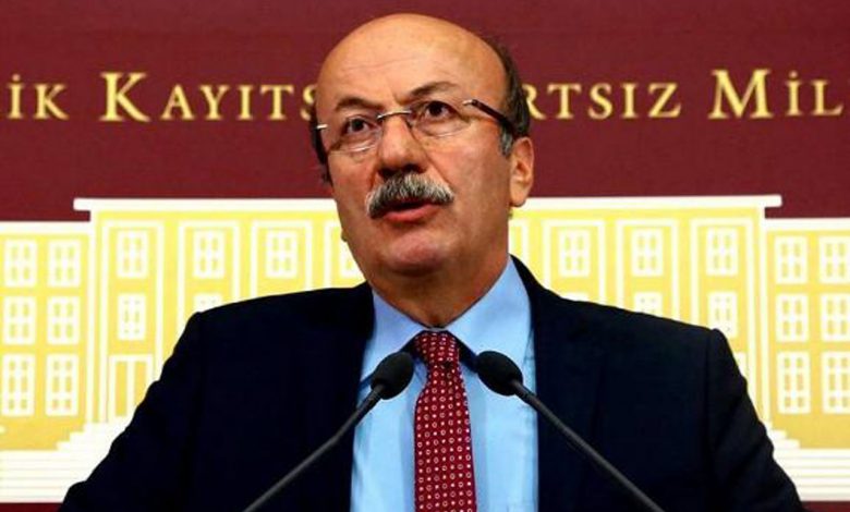 CHP’li Bekaroğlu’ndan Başkan Özcan’a “Anayasa’ya aykırılık” tepkisi! CHP’li Bekaroğlu’ndan Başkan Özcan’a “Anayasa’ya aykırılık” tepkisi!