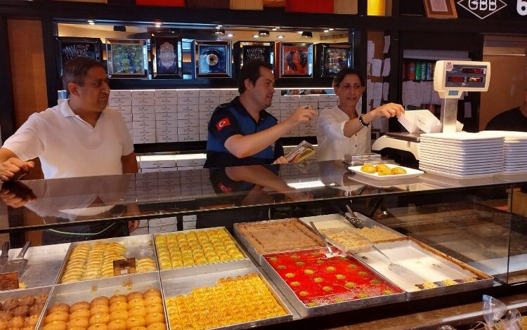 Gebze Zabıtası bayram denetimlerini sıklaştırdı Gebze Zabıtası bayram denetimlerini sıklaştırdı