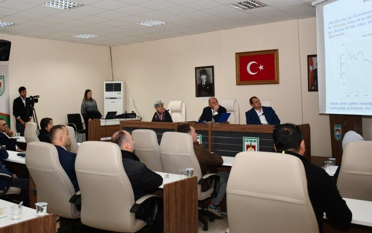 Bursa’da ‘Göl Koruma Birliği’ İznik’te toplandı Bursa’da ‘Göl Koruma Birliği’ İznik’te toplandı