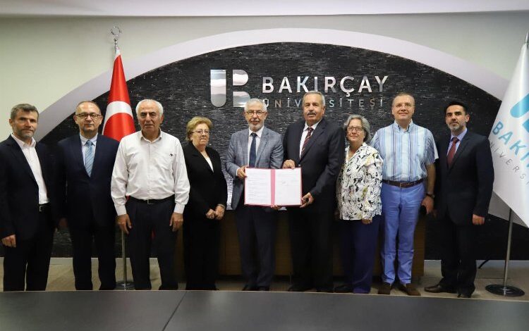 İzmir Foça’ya yeni üniversite müjdesi İzmir Foça’ya yeni üniversite müjdesi