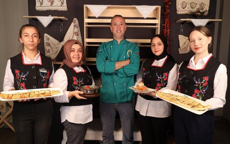 Geleneksel lezzetler bu restoranda