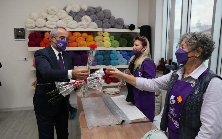 CHP Kocaeli Milletvekili Akar, İZGEM’i ziyaret etti CHP Kocaeli Milletvekili Akar, İZGEM’i ziyaret etti