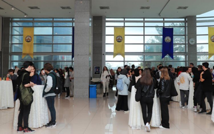 Trakya Üniversitesi yeni yabancı öğrencileriyle buluştu Trakya Üniversitesi yeni yabancı öğrencileriyle buluştu