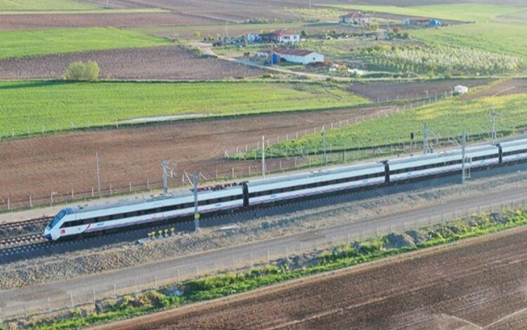 Erdoğan duyurdu… Ankara-Sivas Hızlı Treni 1 ay ücretsiz olacak Erdoğan duyurdu… Ankara-Sivas Hızlı Treni 1 ay ücretsiz olacak