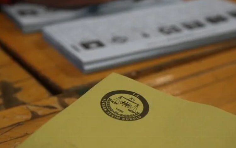 Oy pusulasında 26 parti olacak Oy pusulasında 26 parti olacak