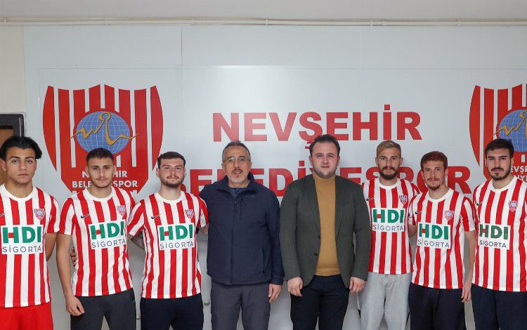 Nevşehir Belediyespor şampiyonluk hedefinden vazgeçmiyor Nevşehir Belediyespor şampiyonluk hedefinden vazgeçmiyor