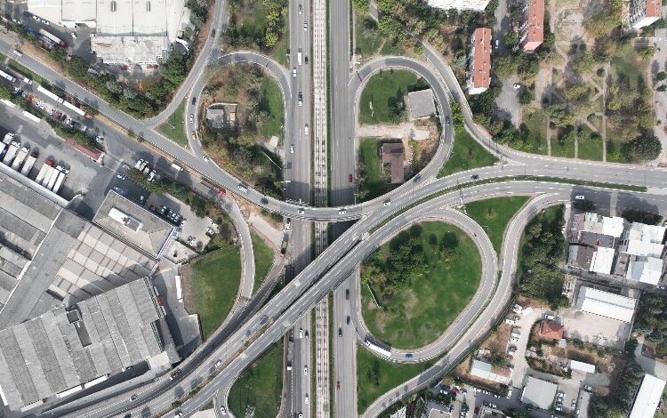 Bursa’da Filament Kavşağı bölge trafiğine nefes oldu Bursa’da Filament Kavşağı bölge trafiğine nefes oldu