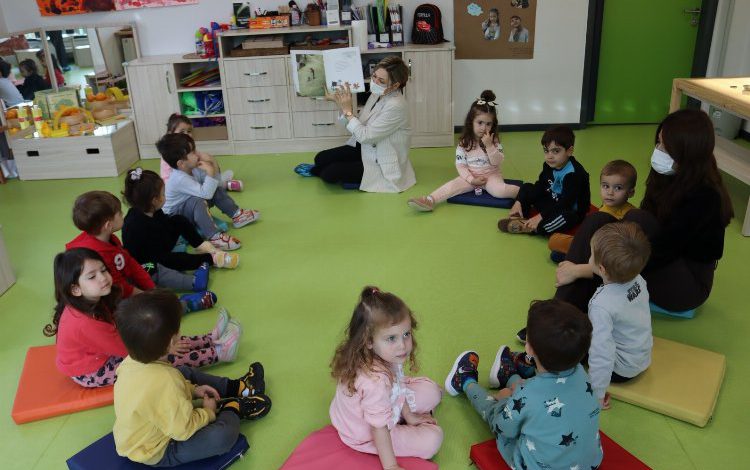 Kocaeli İzmit Çınar Çocuk Evi’nde kış teması Kocaeli İzmit Çınar Çocuk Evi’nde kış teması