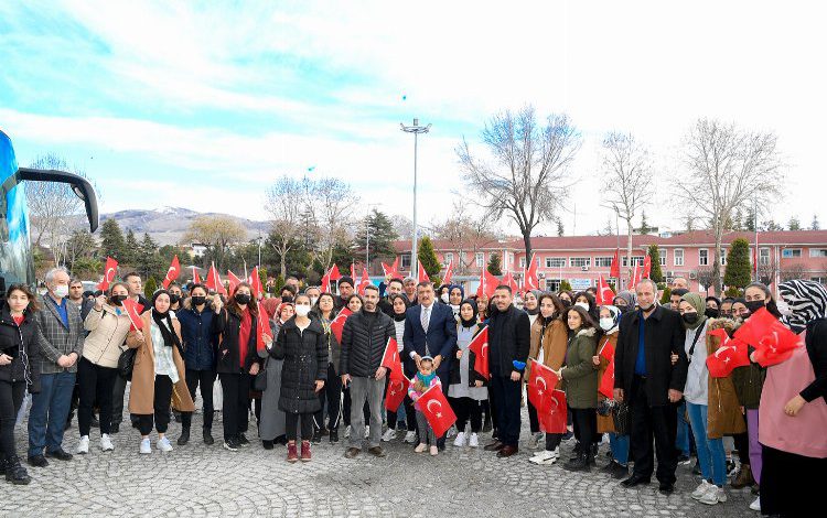 Malatyalı 44 öğrenci Çanakkale’ye uğurlandı