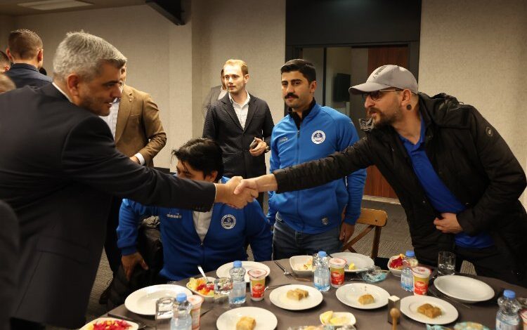 Kağıtspor’un dev kadrosu buluştu Kağıtspor’un dev kadrosu buluştu