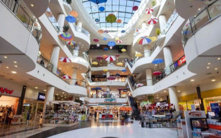 İstanbul’da AVM’ler 18.00’de kapanacak