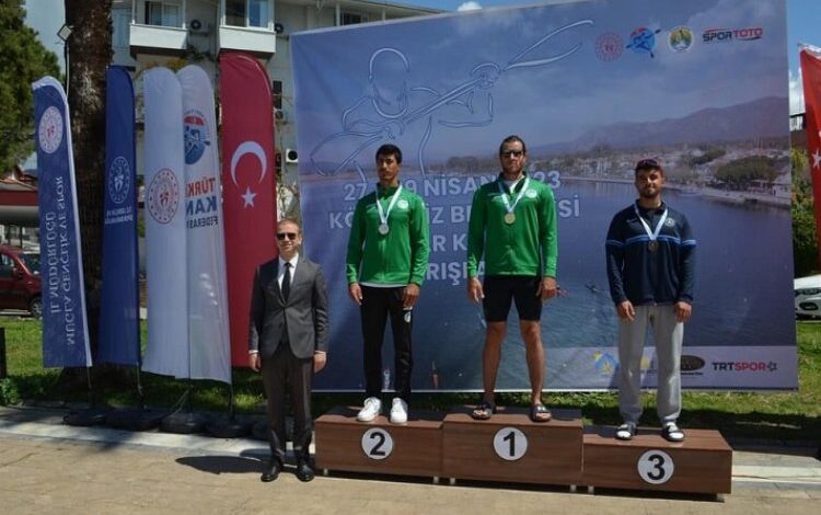 Sakaryalı kanocular şampiyon oldu Sakaryalı kanocular şampiyon oldu