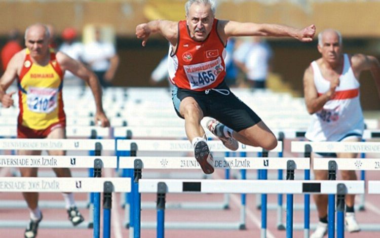 Bursalı veteran atlet Avrupa ikincisi oldu