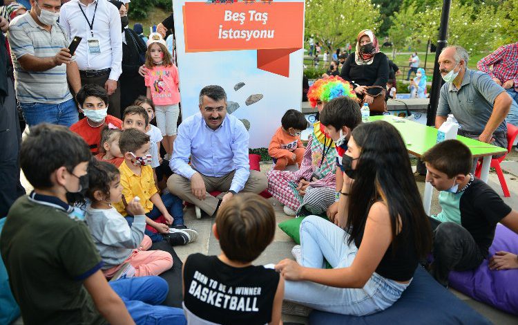 Bursa Yıldırım’da karne şenliği