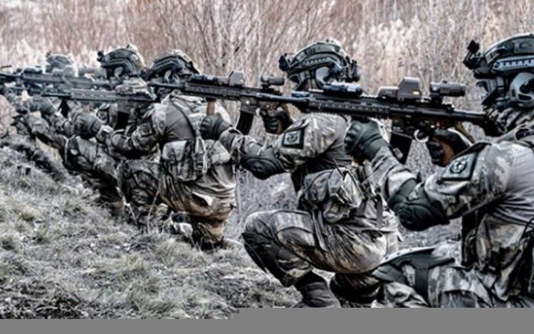 Hakkari Yüksekova’da 3 terörist öldürüldü Hakkari Yüksekova’da 3 terörist öldürüldü