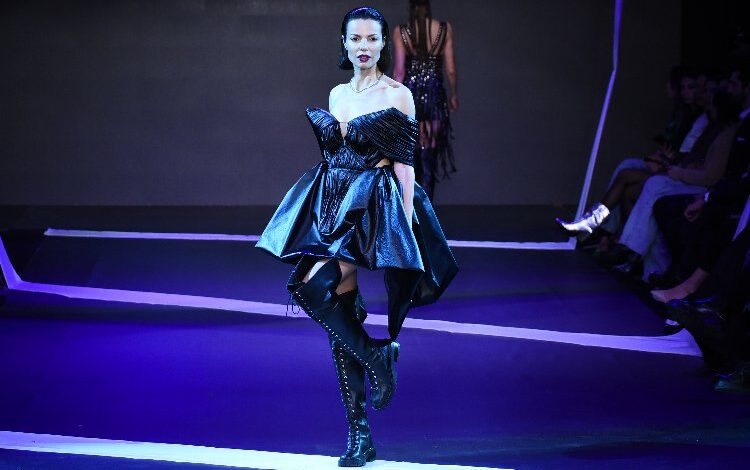 Defile rekortmeni Simge Ünal, Dubai yolcusu