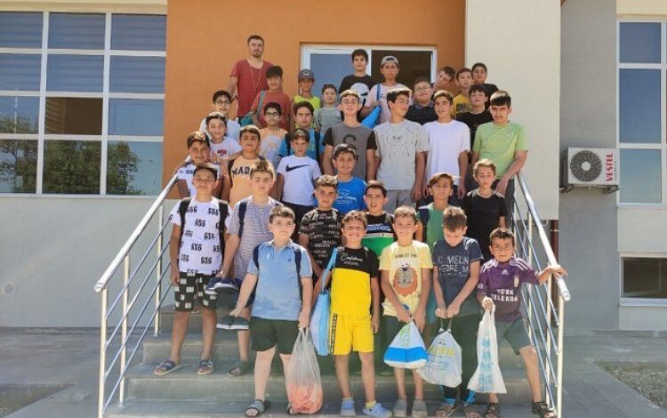 Kayseri Büyükşehir’den Sarıoğlan’a yüzme havuzu