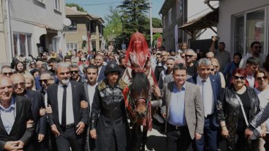 Bursa Osmangazi’de köy düğünü coşkusu… Bin yıllık gelenek yaşatıldı