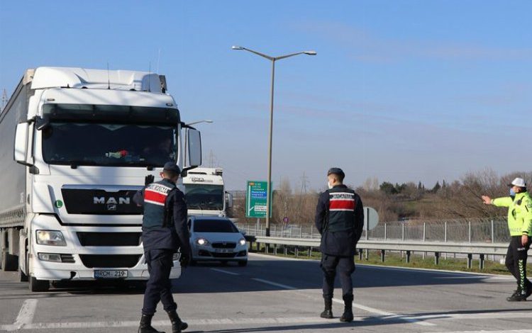 İstanbul’a girişler yasaklandı!