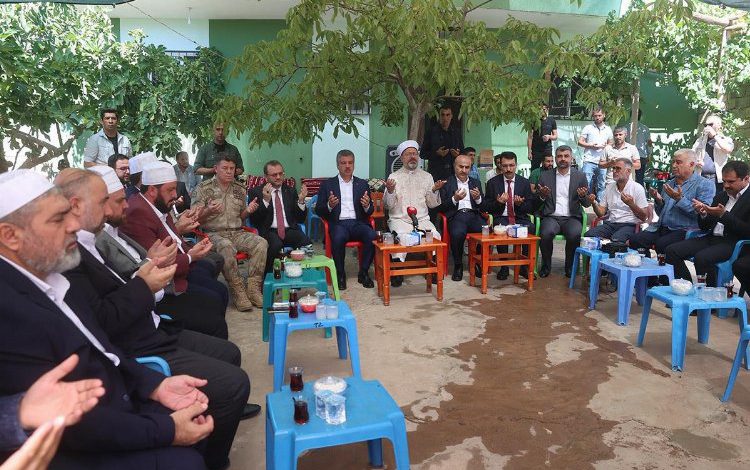 Diyanet İşleri Başkanı Erbaş’tan Derik’te taziye ziyareti