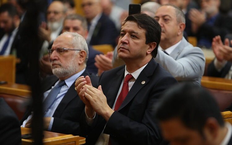 Saadetli Arıkan’dan ‘gençlik’ mesajı Saadetli Arıkan’dan ‘gençlik’ mesajı