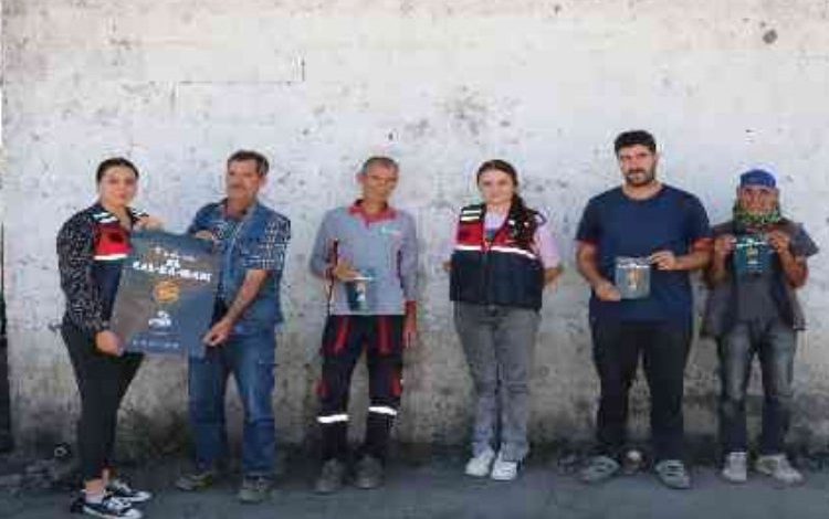 Bingöl Jandarması’ndan ‘Kadına El Kal-Ka-Maz’ çalışması