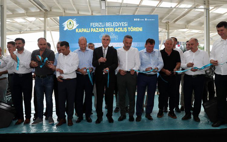 Sakarya Ferizli kapalı pazar yerine kavuştu Sakarya Ferizli kapalı pazar yerine kavuştu