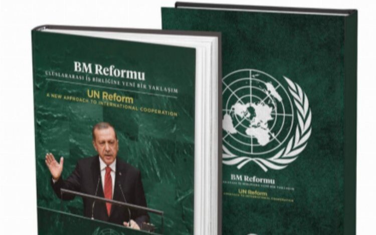 BM’deki liderlere ‘Farklı İnanış Ortak Anlayış’ ve ‘BM Reformu’ kitabı BM’deki liderlere ‘Farklı İnanış Ortak Anlayış’ ve ‘BM Reformu’ kitabı
