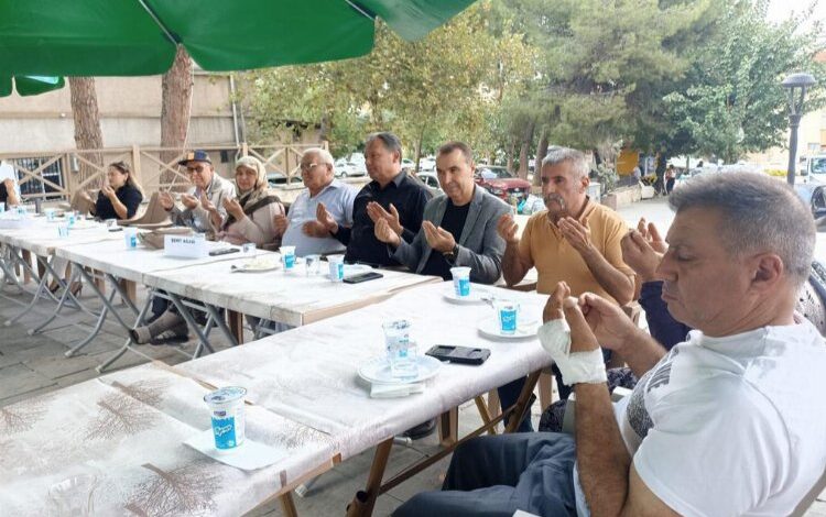 Manisa’da Alaşehirli şehitler unutulmadı Manisa’da Alaşehirli şehitler unutulmadı