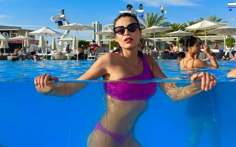 Avrupa Güzeli Dubai tatilinde Avrupa Güzeli Dubai tatilinde