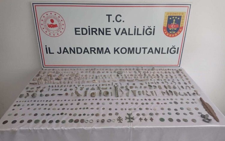 Edirne İl Jandarma’dan tarihi eser operasyonu Edirne İl Jandarma’dan tarihi eser operasyonu