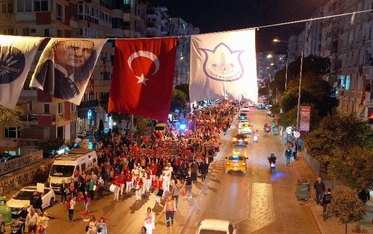 Karabağlar’da 100. yıl coşkusu