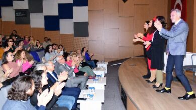 ‘Mümkün Dünyalar’ Karabağlar’da