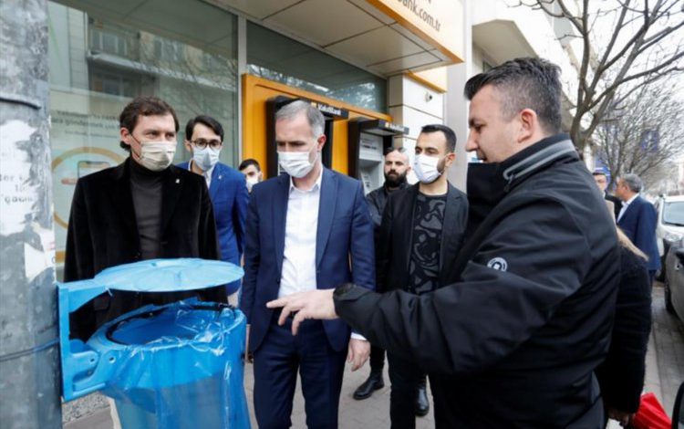 Bursa İnegöl’de temassız ve hijyenik atık kutuları